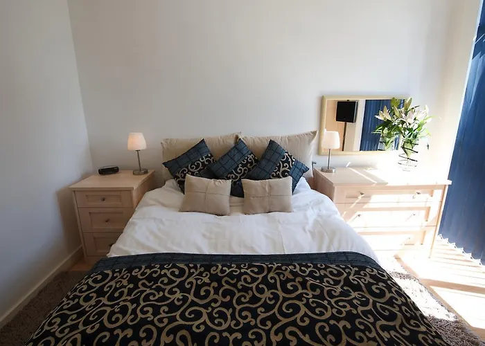 Stay Deansgate Apartments For 14 Nights Plus